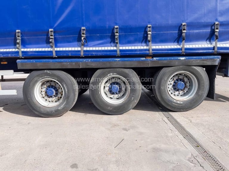 SDC 4725MM TRI AXLE CURTAINSIDE TRAILER 