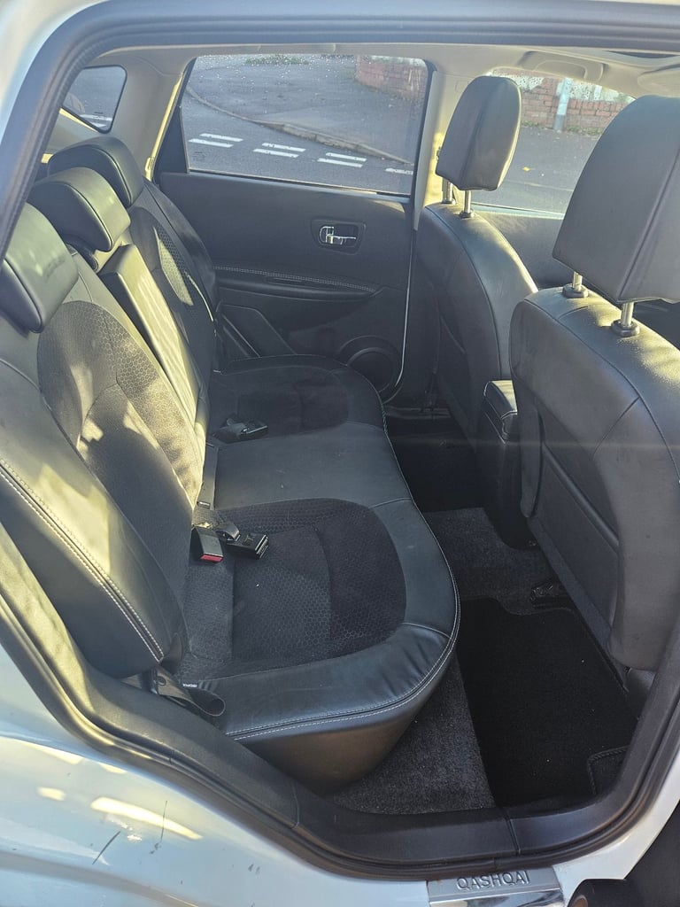 Nissan, QASHQAI, Hatchback, 2013, Manual, 1598 (cc), 5 doors