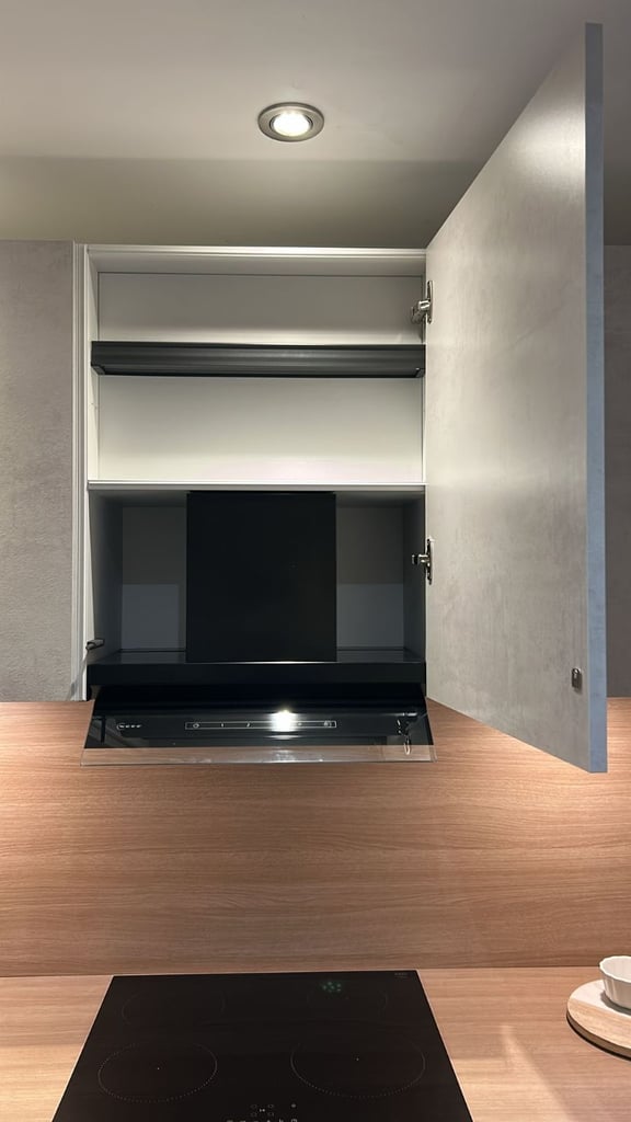 60% OFF-Lava Manhattan Ex-display Kitchen for sale + Neff Appliances, Laminate Worktop & Splashback