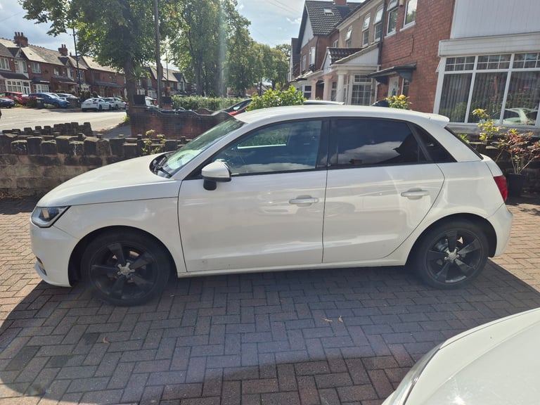 Audi, A1, Hatchback, 2017, Manual, 999 (cc), 5 doors