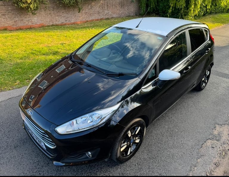 2016 (66) FORD FIESTA 1.0T ZETEC BLACK EDITION AUTUMN GENUINE 26,000 MILES! WOW!