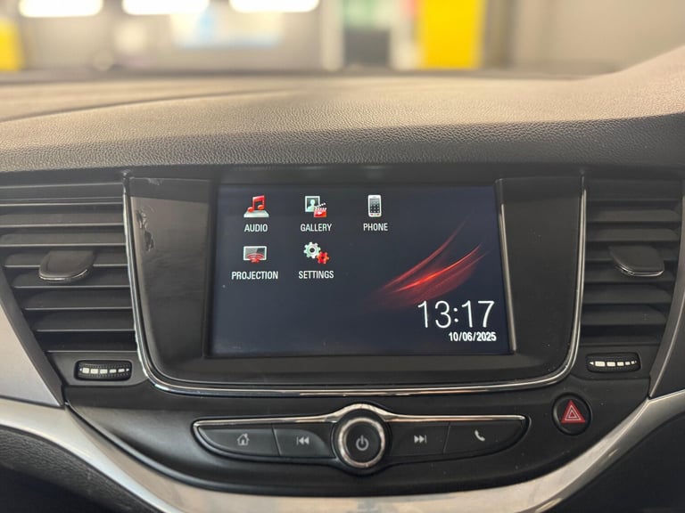 2016 Vauxhall Astra 1.0i Turbo ecoFLEX Design Euro 6 (s/s) 5dr HATCHBACK Petrol Manual