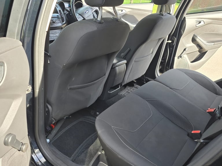 2016 Ford Focus 1.0 Manual Zetec EcoBoost 61000 Miles. NAV . PX OK. Petrol 5dr hatchback. HATCHBA...