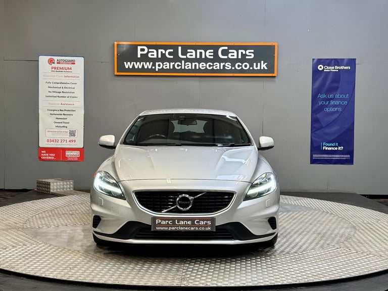 2016 Volvo V40 2.0 D2 R-Design Nav Plus Hatchback 5dr Diesel - 20 POUNDS ROAD