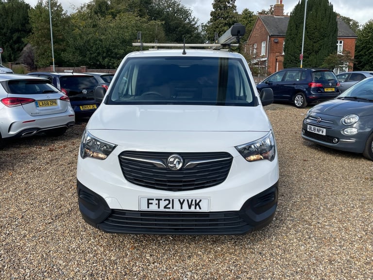 2021 Vauxhall Combo 2300 1.5 Turbo D 100ps H1 Dynamic Van PANEL VAN Diesel Manual