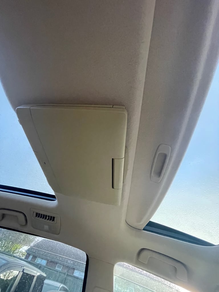 2012 Toyota Estima E-Four MPV Hybrid Electric Automatic