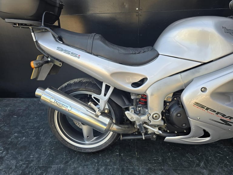 TRIUMPH SPRINT ST 955i TRADE SALE HPI CLEAR 