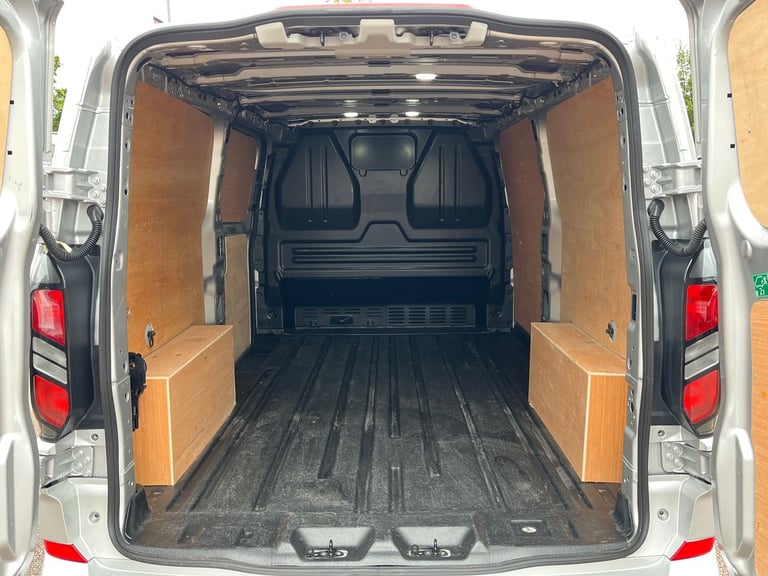  Ford Transit Custom 2.0 280 Ecoblue Limited Panel Van 5dr Diesel Auto L2 H1
