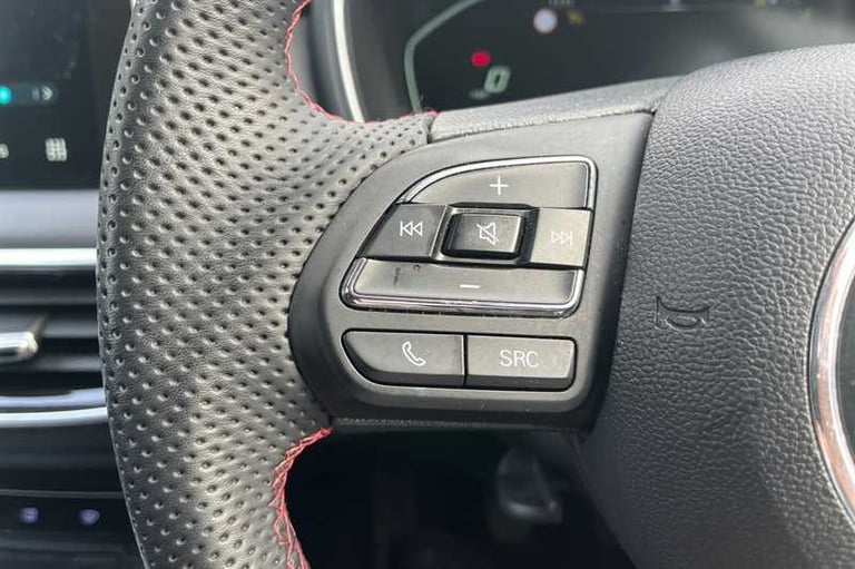 2024 MG MG HS 1.5 T-GDI TROPHY 5DR Hatchback Petrol Manual