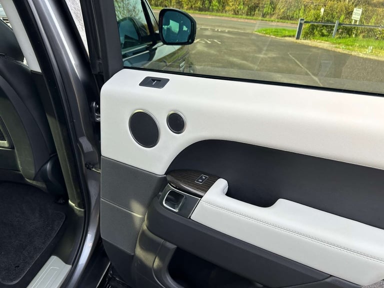 2016 Land Rover Range Rover Sport 3.0 Range Rover Sport HSE SDV6 Auto 4WD 5dr SUV Diesel Automatic