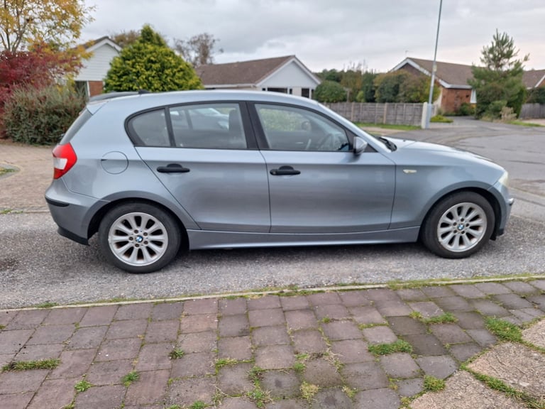 BMW, 1 SERIES, Hatchback, 2006, Manual, 1596 (cc), 5 doors