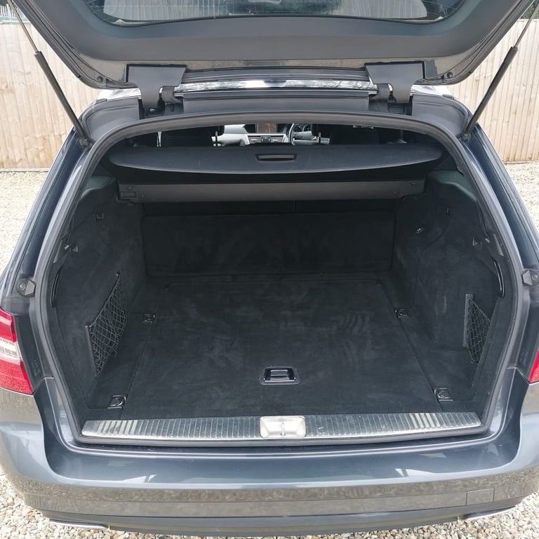 2011 Mercedes-Benz E Class 3.0 E350 CDI V6 BlueEfficiency Sport Edition 125 Estate 5dr Diesel G-T...