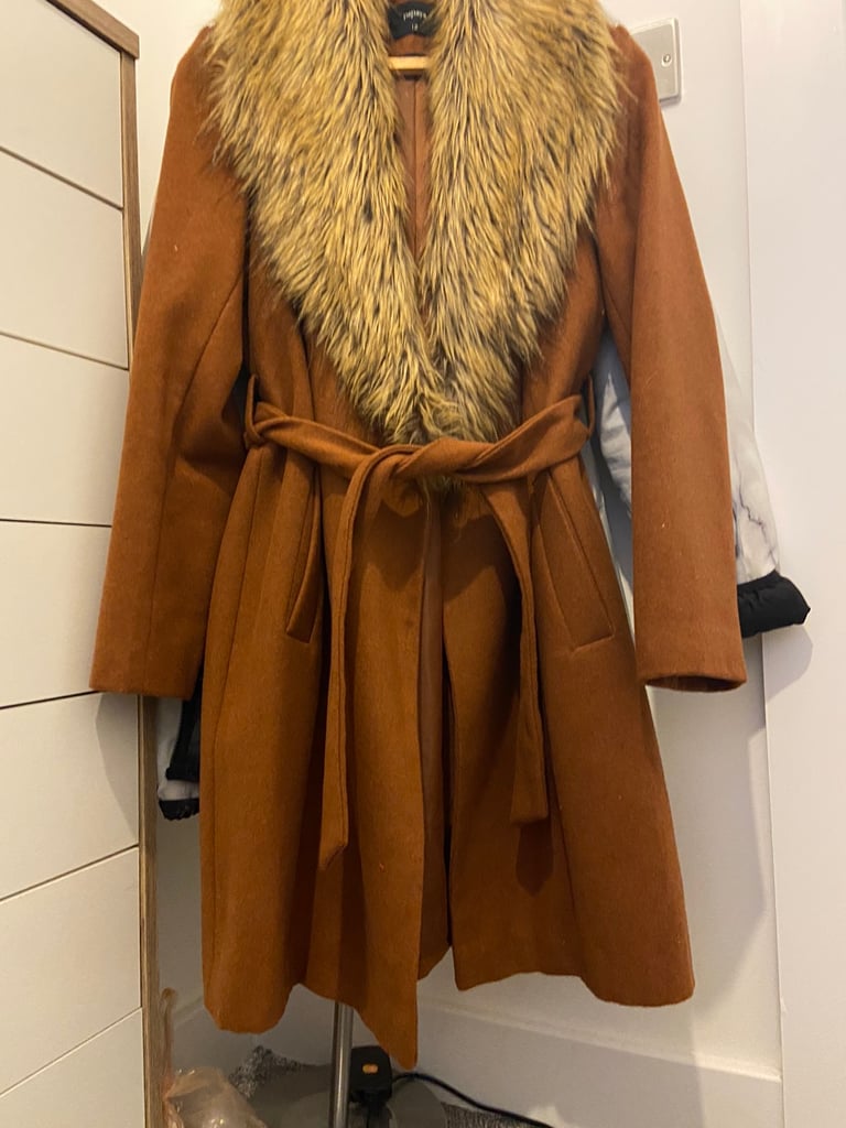 Ladies Coat Size M (12)