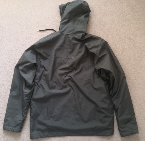 UNDER ARMOUR Green Hoodie Hooded Sweatshirt Top. Brand new, unused with original tag.