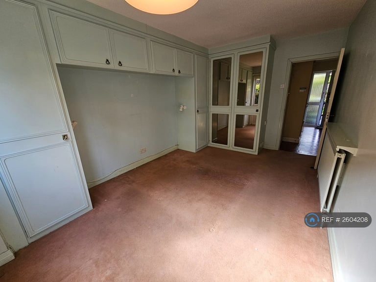 3 bedroom house in St Marys Gardens, Chichester, PO19 (3 bed) (#2604208)