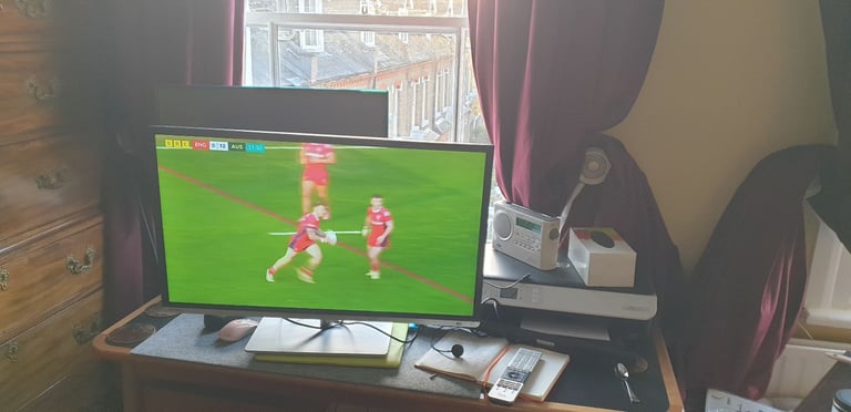 image for Working 32 inch Toshiba TV