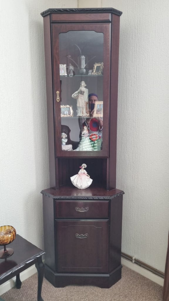 Mahogany furniture 