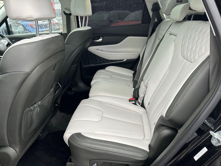 2022 Hyundai Santa Fe 1.6h T-GDi Hybrid Ultimate 5dr Automatic 4WD ESTATE Petrol/Electric Hybrid ...