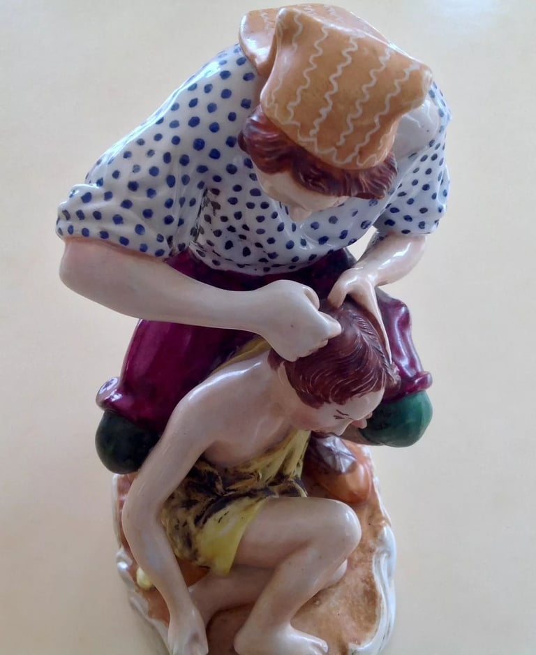 Antique Collectable Russian Porcelain Figurine Gardner "Catcher of Fleas" XIX C