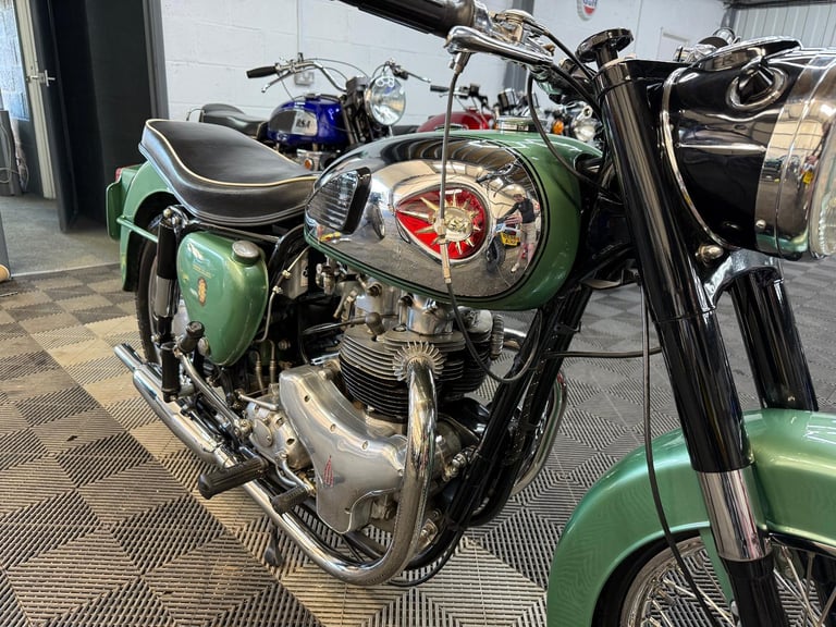 1960 BSA A7 SHOOTING STAR 500cc, outstanding condition, px welcome 