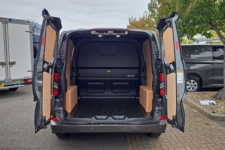 2025 Ford Transit Custom 2.5 PHEV 232ps H1 Double Cab Van Limited Auto PANEL VAN PETROL/ELECTRIC ...