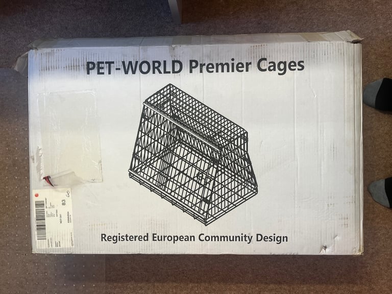 Dog crate - 32”/medium, hatchback