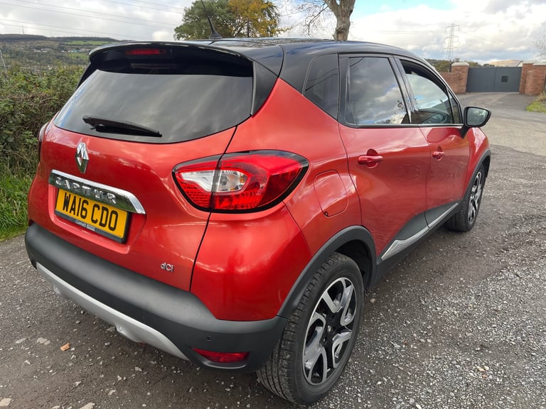 RENAULT CAPTUR 1.5 SIGNATURE (QASHQAI FORD ECOSPORT KUGA HYUNDAI IX3 KIA SPORTAGE JEEP JUKE)