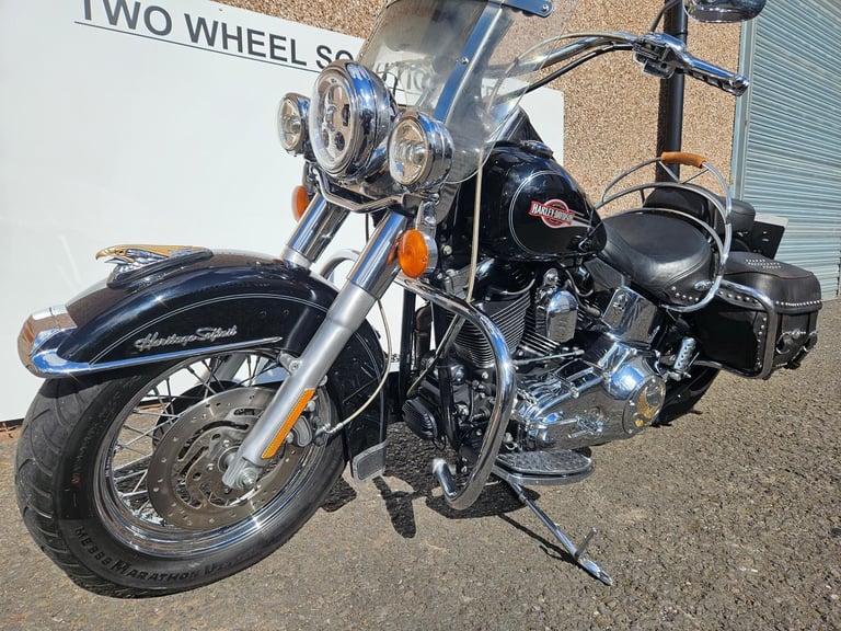 Harley-Davidson FLSTCI 1450 heritage softail classic 