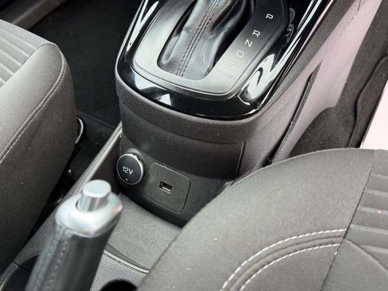 2016 Ford Fiesta 1.0T EcoBoost Zetec Hatchback 5dr Petrol Powershift Euro 6 (100 ps) Hatchback Pe...