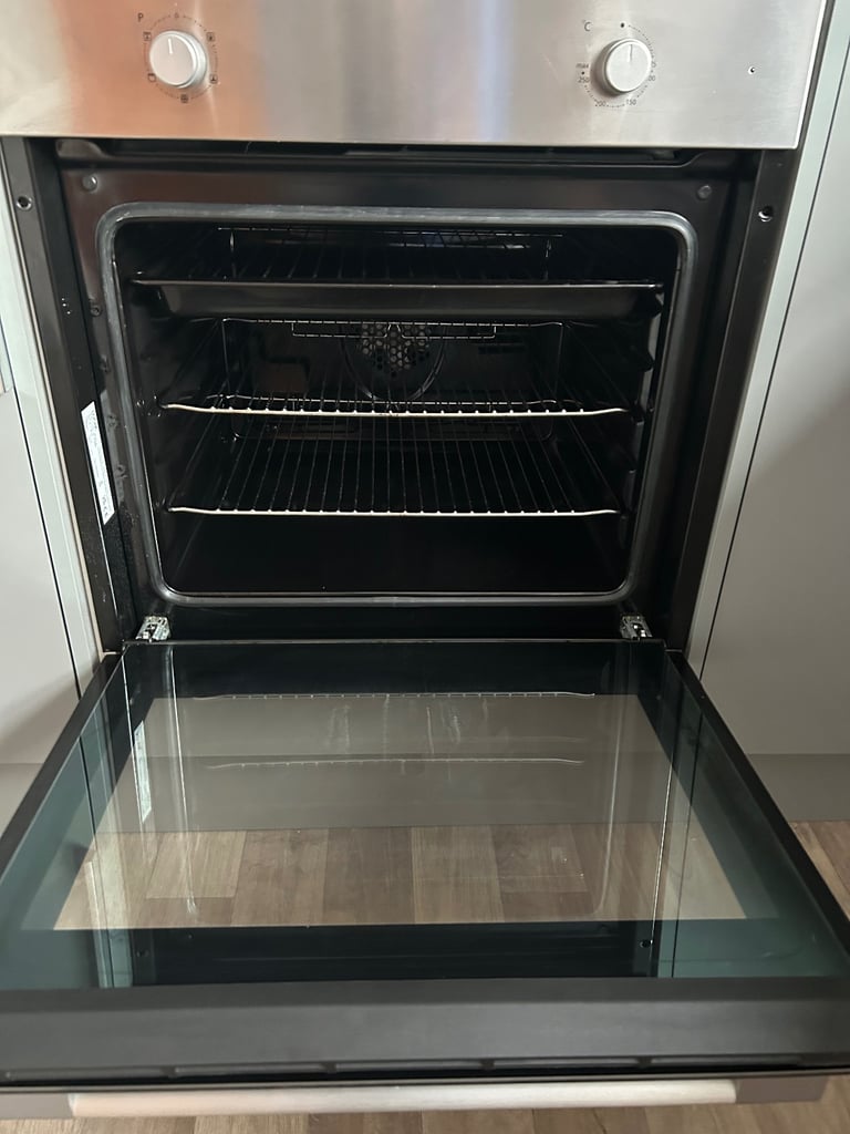 Furnished first floor flat in central Dunfermline 