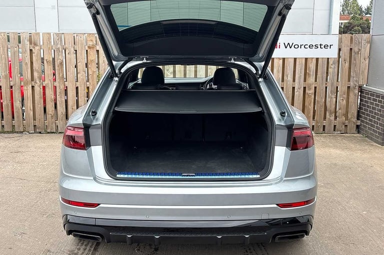 2025 Audi Q8 50 TDI Quattro Black Edition 5dr Tiptronic SUV Diesel Automatic