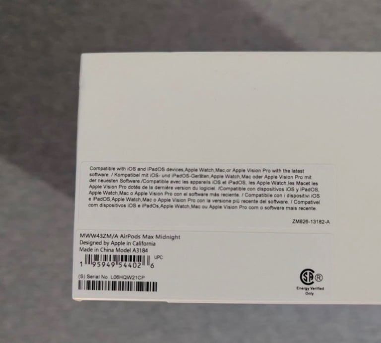 Apple headphones max