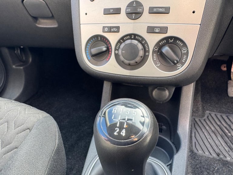 2013 Vauxhall Corsa 1.2 16V Energy Euro 5 5dr (A/C) HATCHBACK Petrol Manual