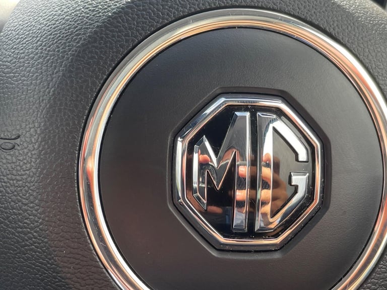 2023 MG MG HS 1.5 T-GDI 16.6kWh Trophy Auto Euro 6 (s/s) 5dr ESTATE Petrol/Electric Hybrid Automatic