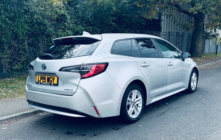 Toyota, COROLLA, Estate, 2019, Other, 1798 (cc), 5 doors
