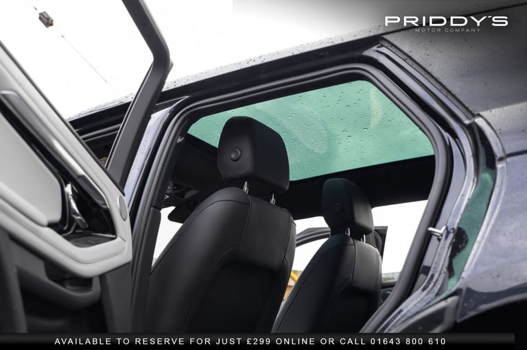 LAND ROVER RANGE ROVER EVOQUE 1.5 P300e 12.2kWh R-Dynamic HSE - Heated wheel,