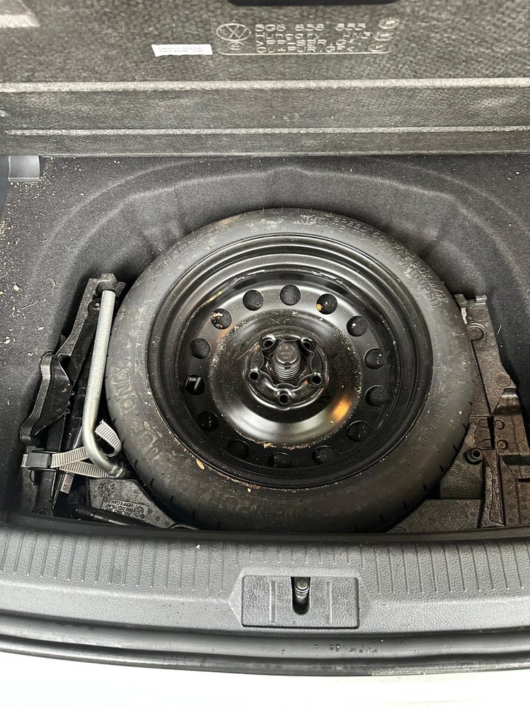 Volkswagen, GOLF, Hatchback, 2016, Semi-Auto, 1395 (cc), 5 doors