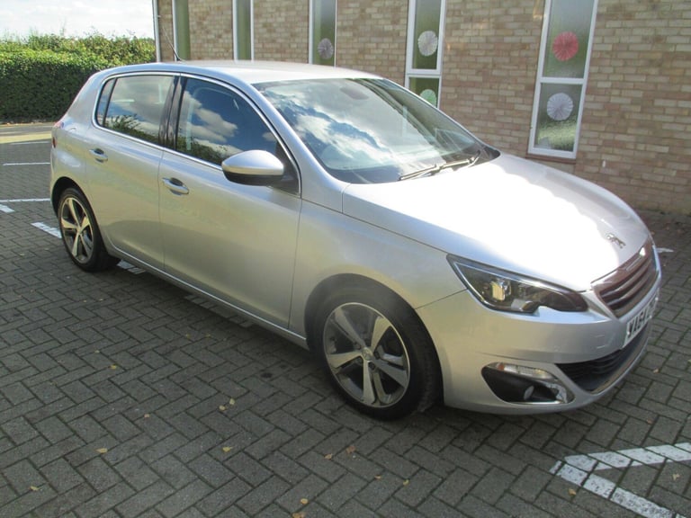 image for  Peugeot 308 1.2 e-THP PureTech Allure Euro 6 (s/s) 5dr Petrol Manual