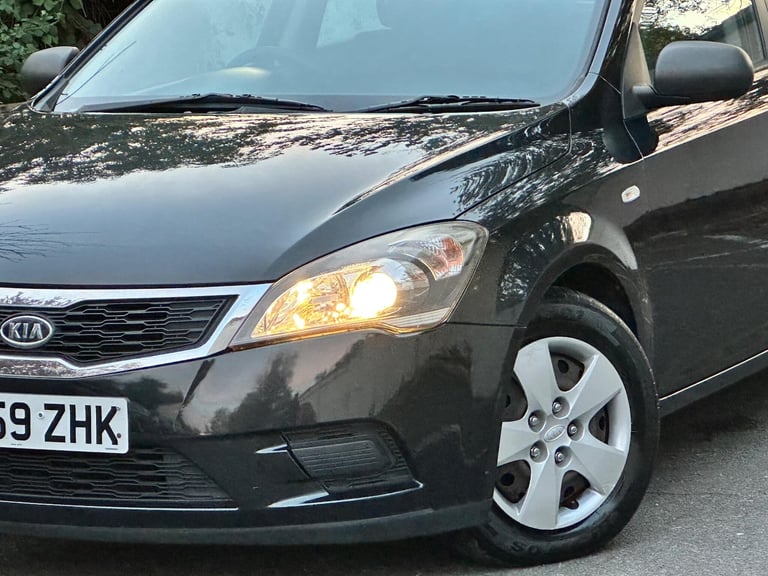 2010 Kia Ceed 1.6 1 Auto Euro 4 5dr HATCHBACK Petrol Automatic