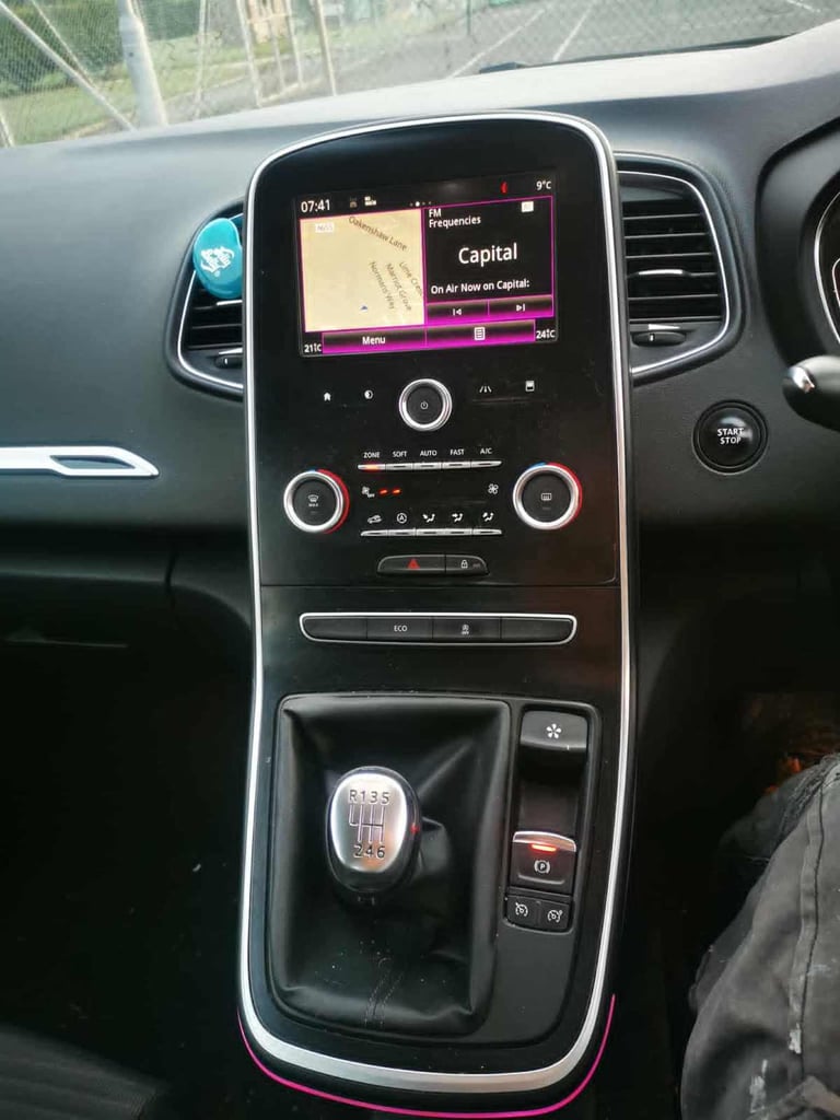 Renault scenic 