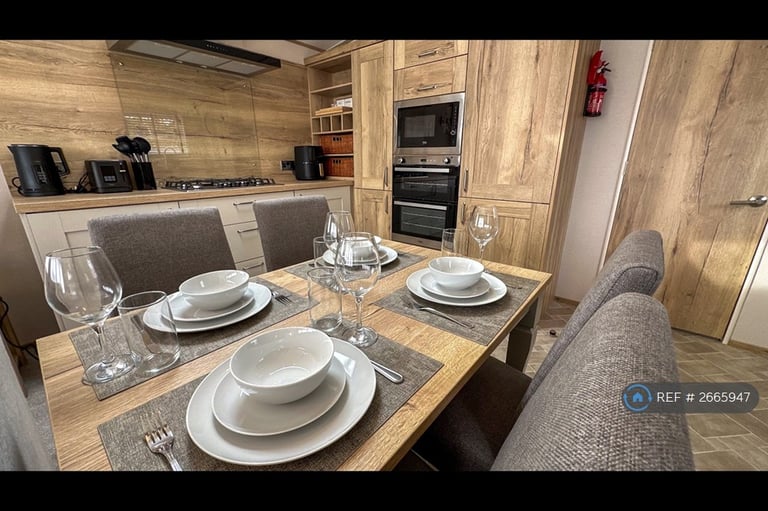 2 bedroom house in Higher Road, Longridge, Preston, PR3 (2 bed) (#2665947)