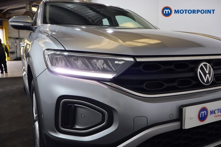 2022 Volkswagen T-Roc 1.5 TSI Life 5dr DSG SUV Petrol Automatic