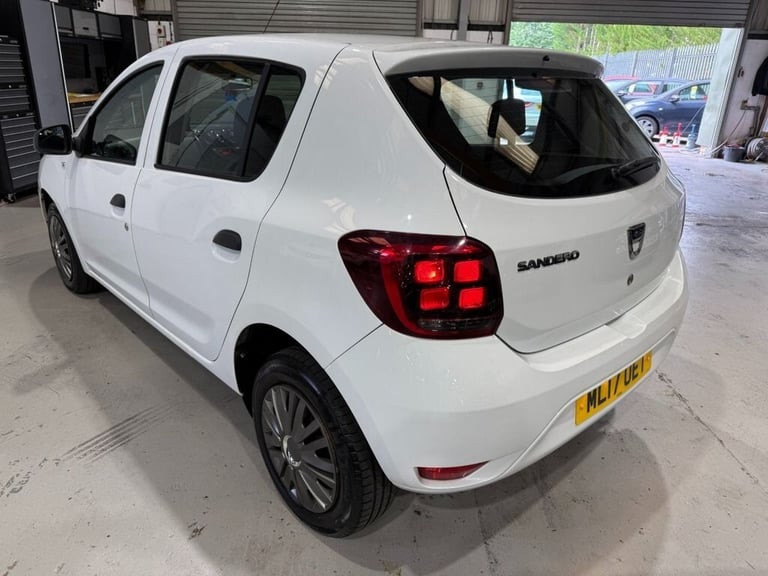 2017 Dacia Sandero 1.5 dCi Ambiance Hatchback 5dr Diesel Manual Euro 6 s/s 90 ps Hatchback Diesel...