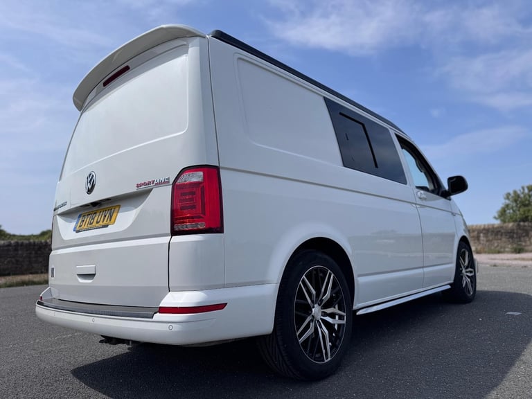 2018 VOLKSWAGEN TRANSPORTER T6 SPORTLINE 204BHP DSG. POP TOP. SOLAR.NO VAT
