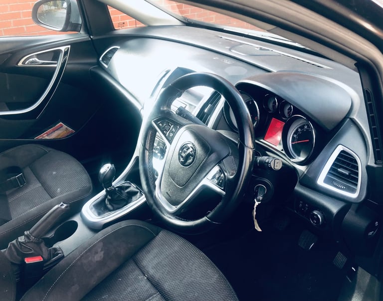 VAUXHALL ASTRA 1.4 SRI BARGAIN PRICE LONG MOT READY TO GO ✅