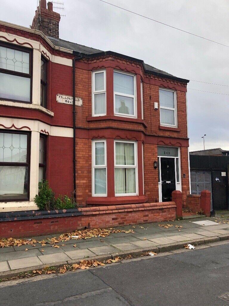Fallowfield Road L15 - 4 bed furnished house to let, close to Penny Lane