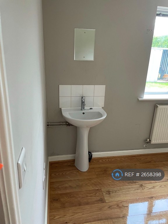 1 bedroom in Broomhall Road, Chelmsford, CM1 (#2658398)