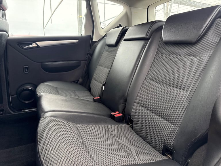 2012 Mercedes-Benz A-Class 1.7 A180 Avantgarde SE CVT 5dr HATCHBACK Petrol Automatic