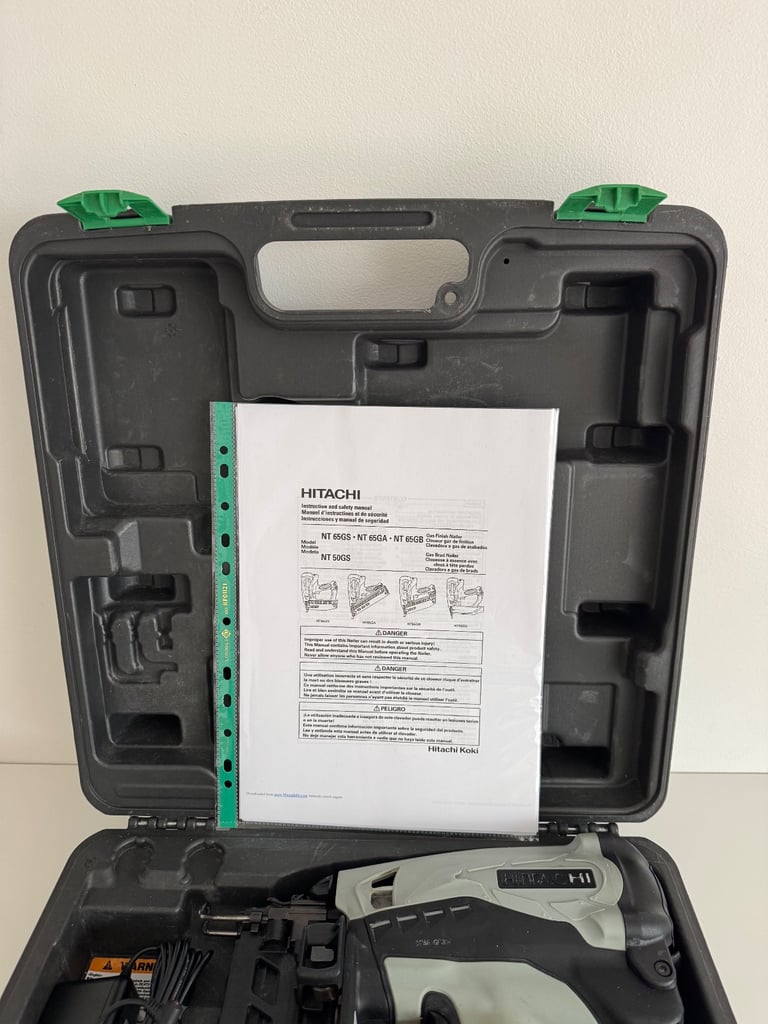 Refurbed Serviced Hitachi Koki NT65GS 2nd Fix Nail Gun Gas Finishing Straight Nailer