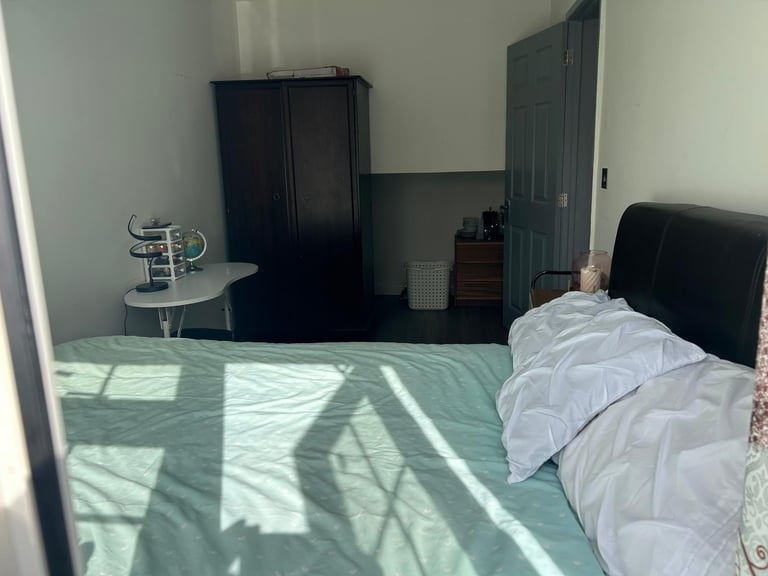 Shared room to rent out